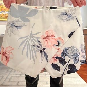 SEEK Floral Skort